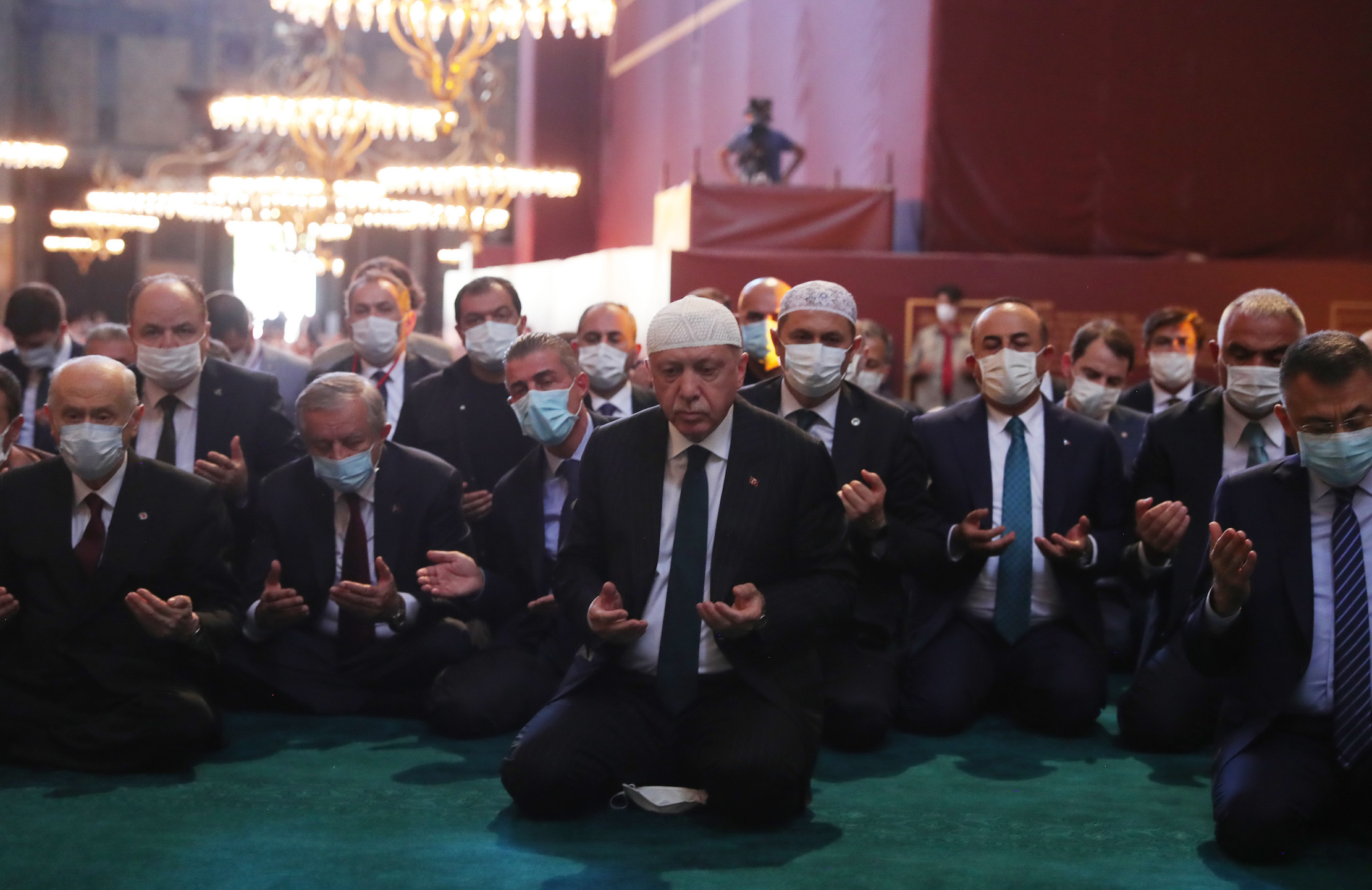 Turkey: neither Neo-Ottoman nor Universal Islamist