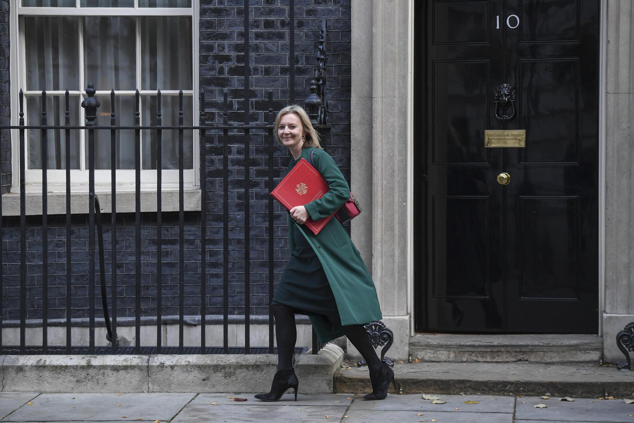 Excl: Liz Truss thinks No.10 leaked her letter