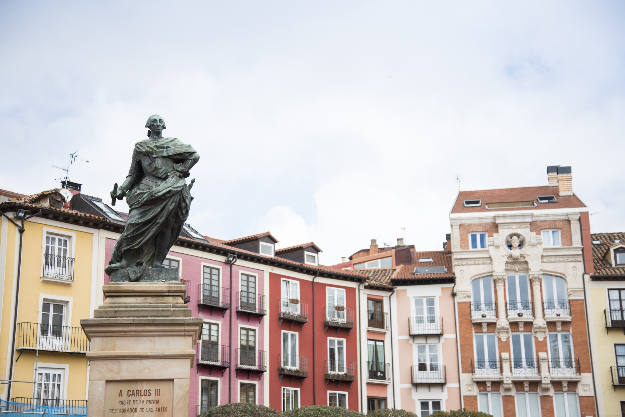 The grandeur and instability of Spain