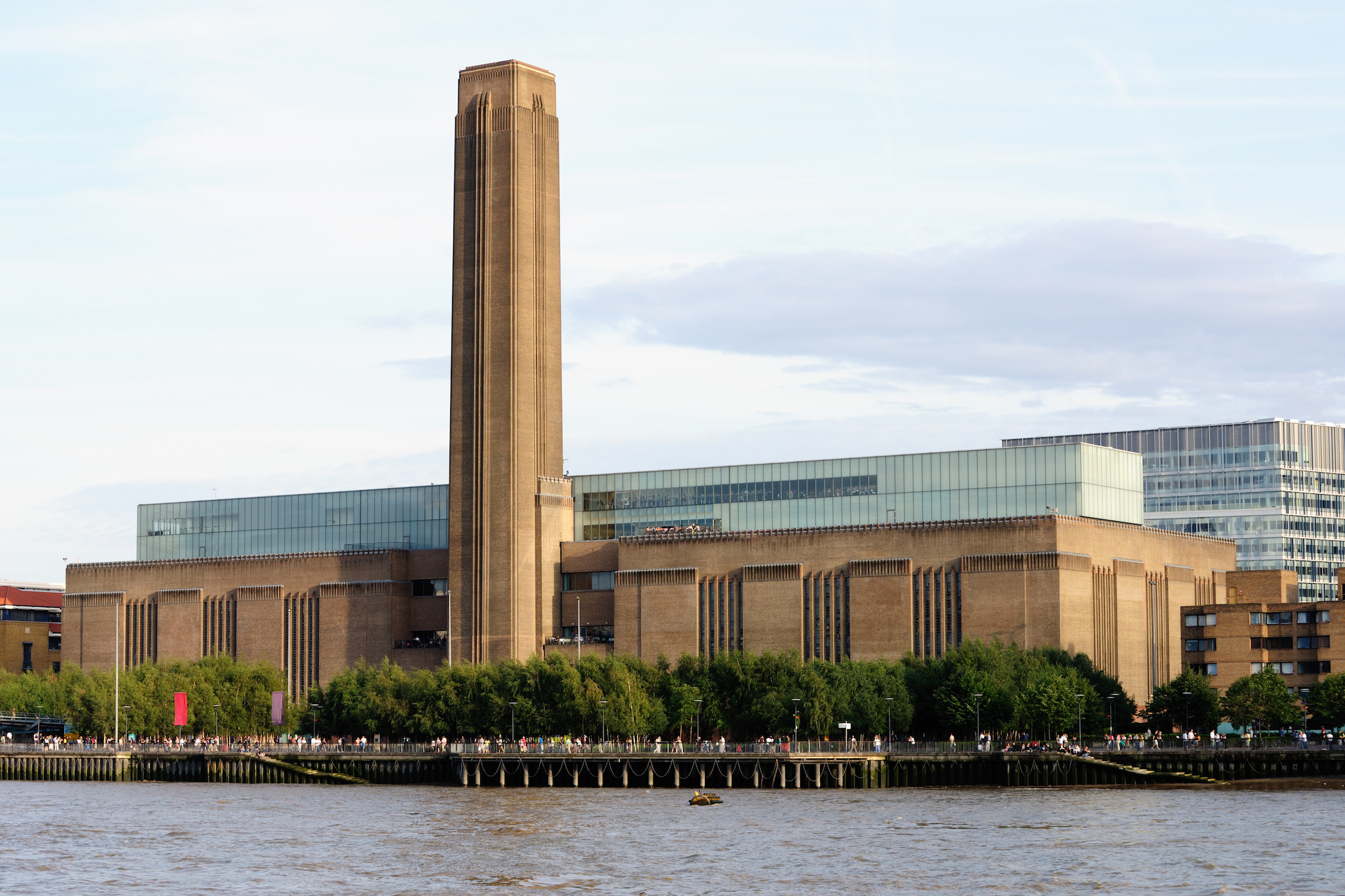 Tate Modern in a terrible tangle