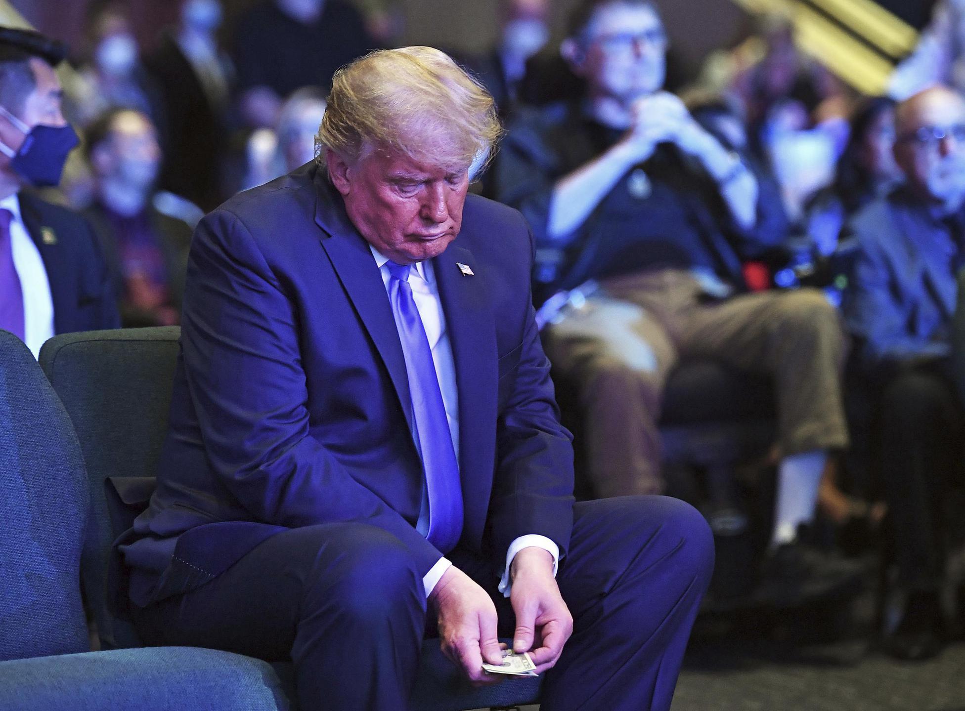 Fundragers splash the cash