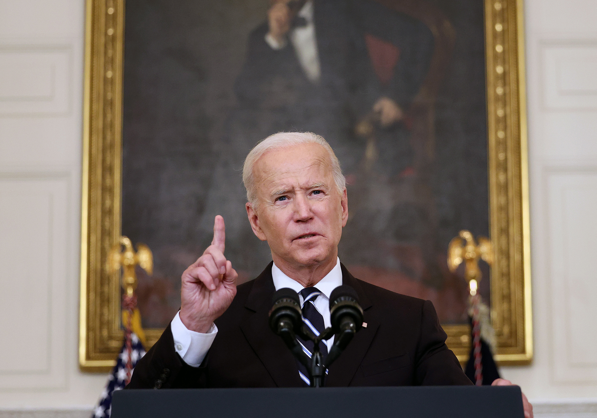 Letter from Washington: Biden&rsquo;s Covid bind