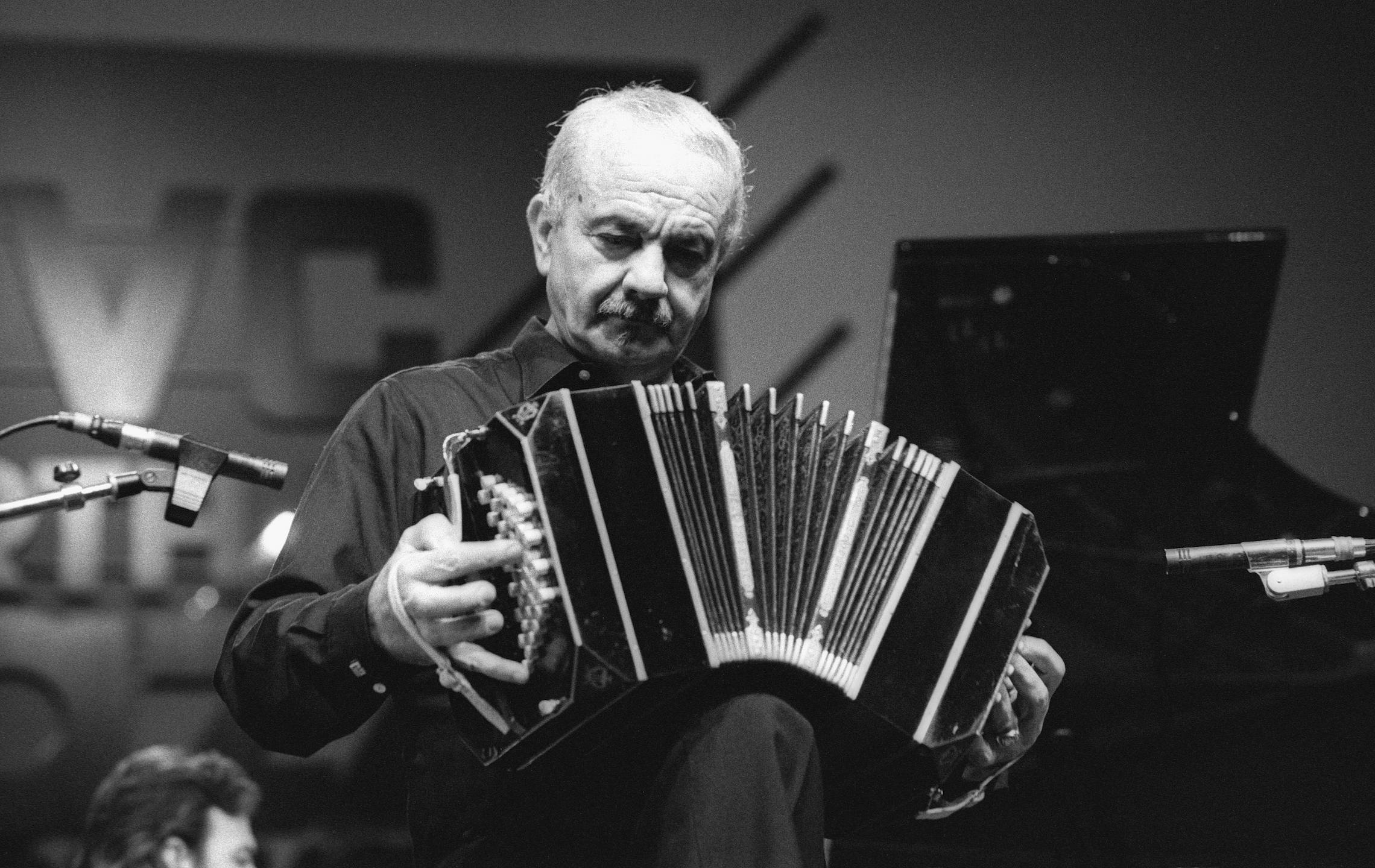 Piazzolla Cien Anos (Century Records)