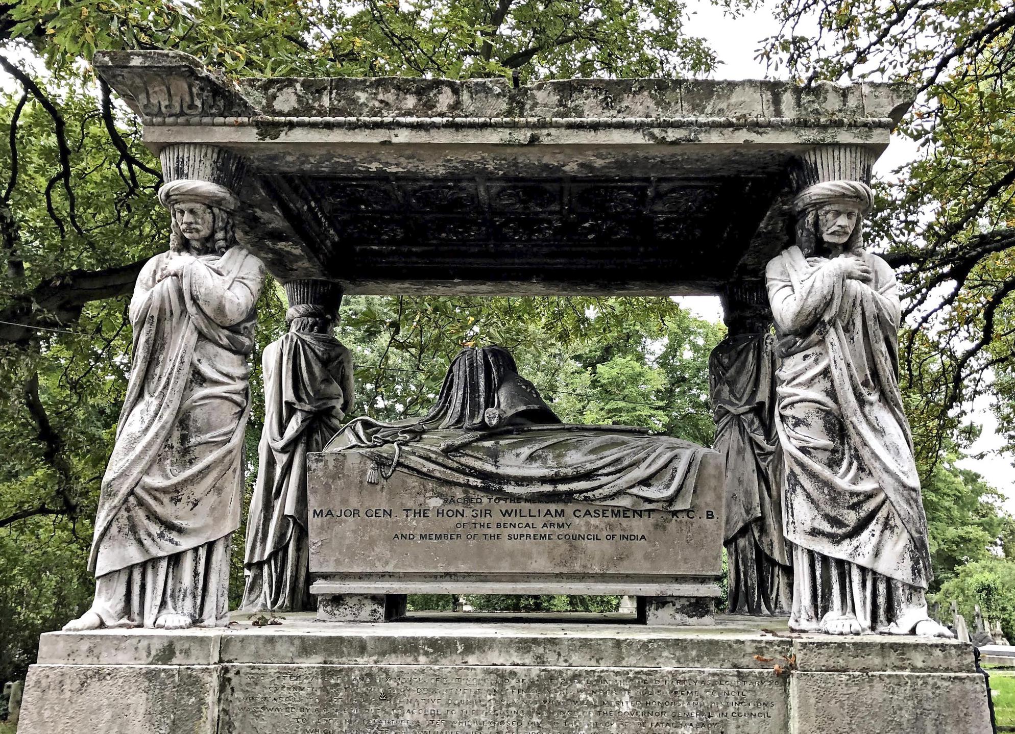 Studio: Victorian graveyards in London