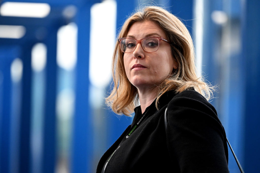 Less is Mordaunt