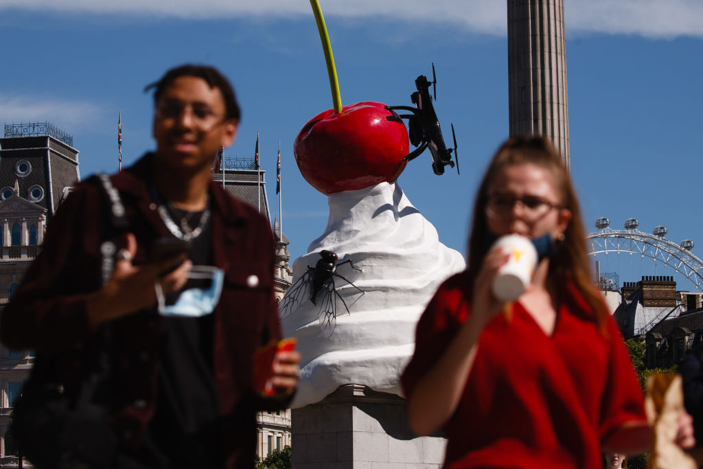The Queen&rsquo;s plinth?