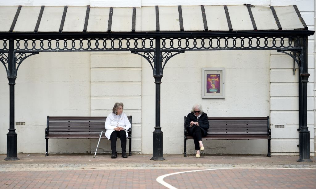 Should towns live forever?