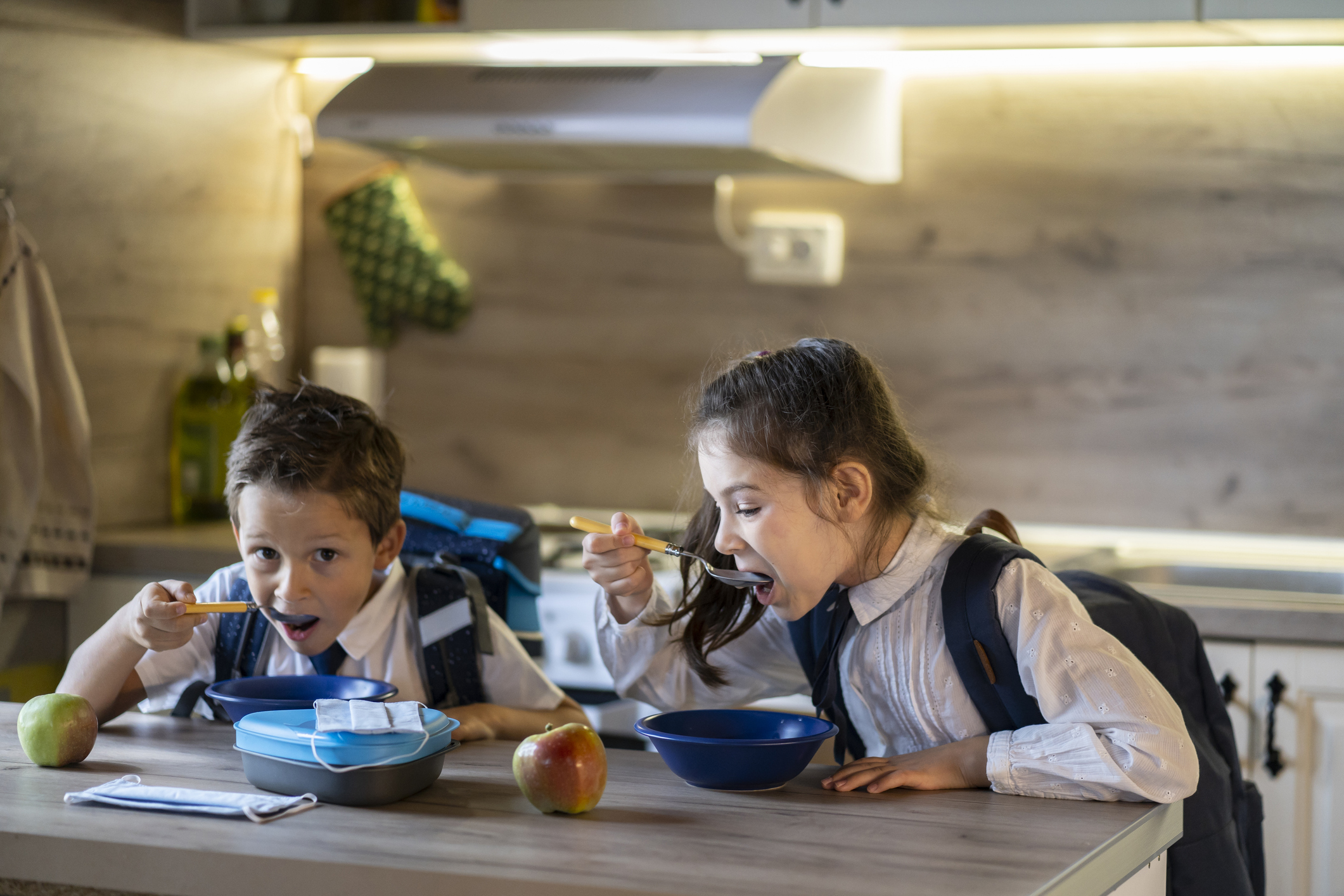 Kids should eat breakfast at home