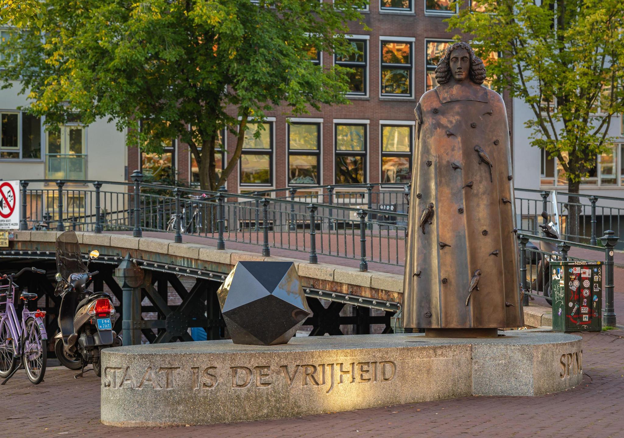 Spinoza, the true conservative