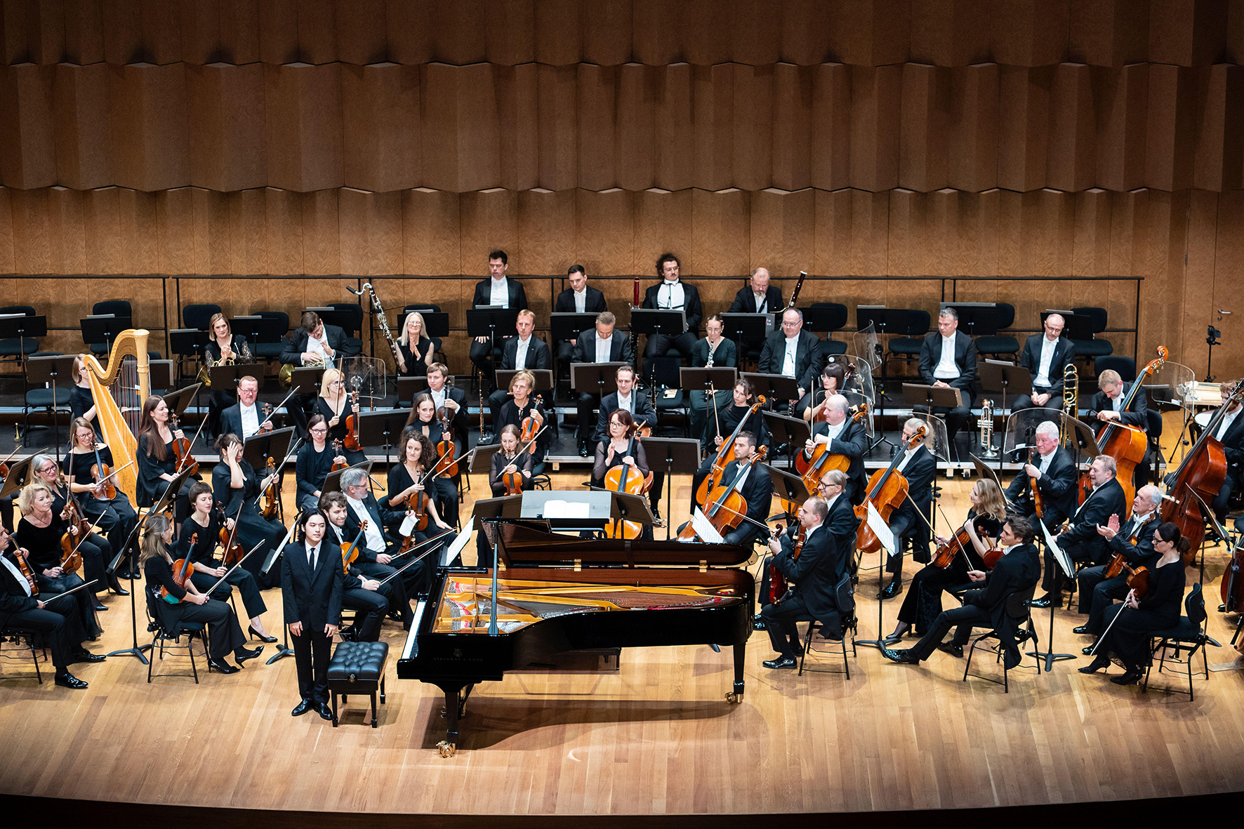 Classical musicians should spread their wings